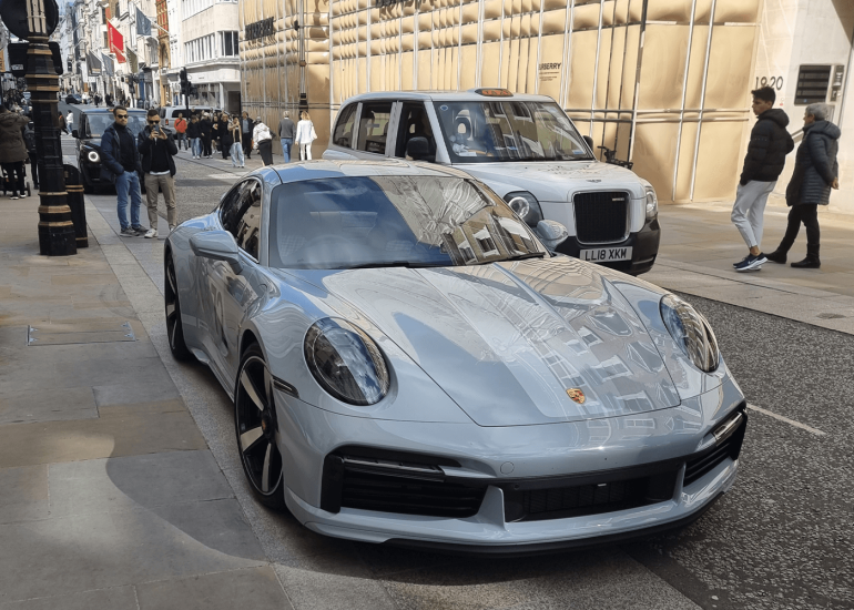 Porsche 911 Sport Classic front right