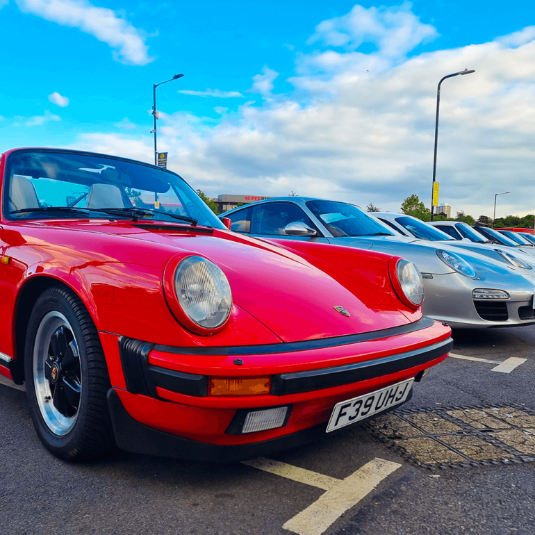 Ace Cafe London Porsche meetup lineup